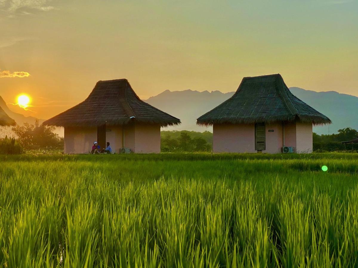 Villa Baan Porhdoi Goidao Chiang Dao Esterno foto