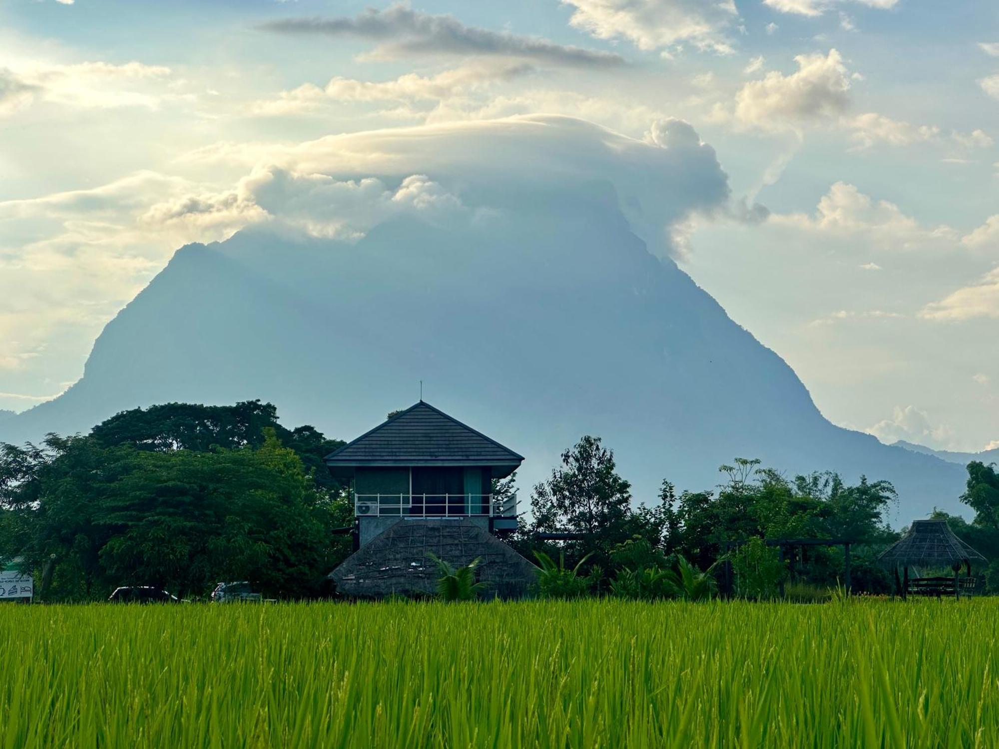 Villa Baan Porhdoi Goidao Chiang Dao Esterno foto